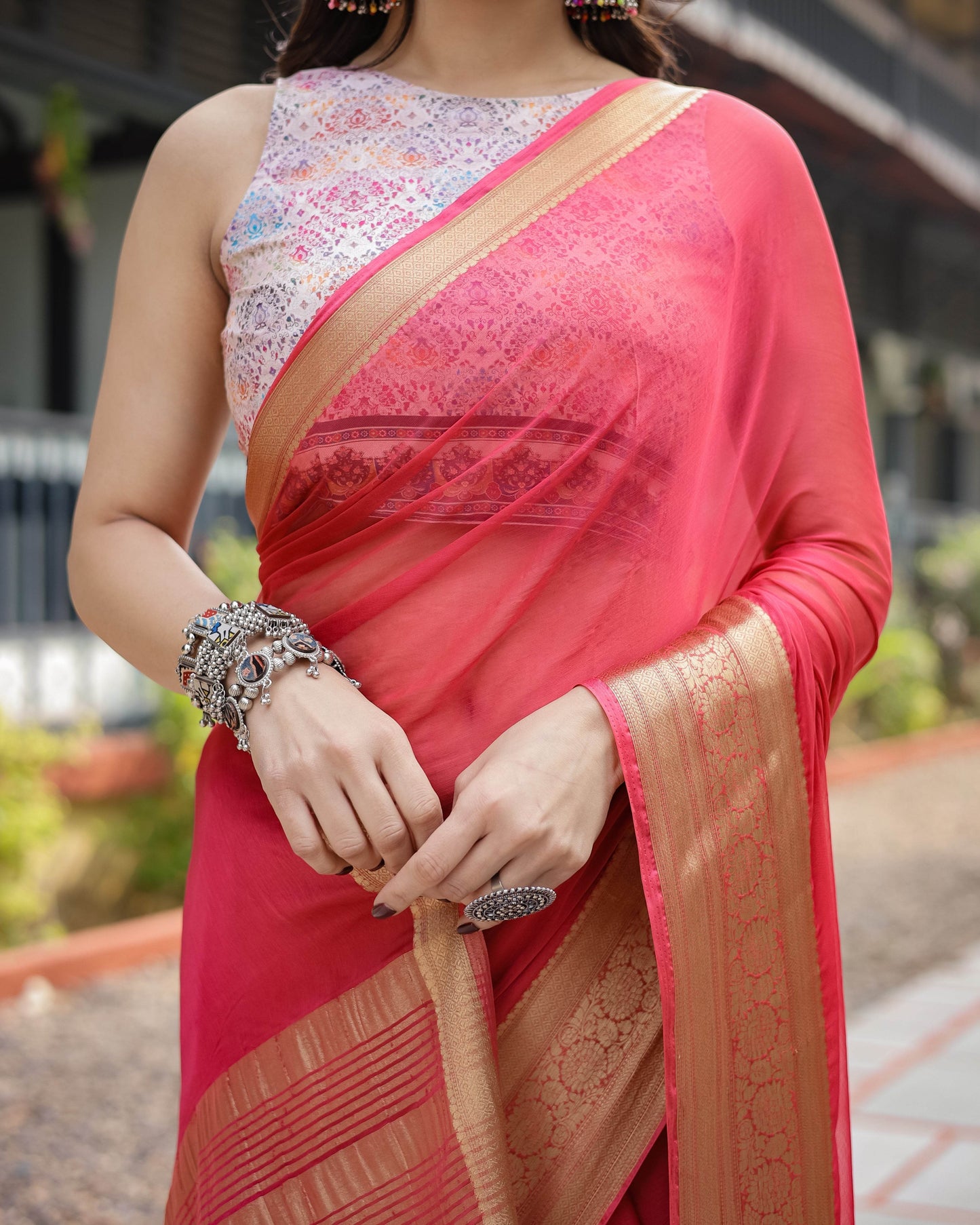 Radiant Rose Red Plain Chiffon Saree with Gold Zari Border, Intricate Printed Blouse & Tassel Accents - SEEANS