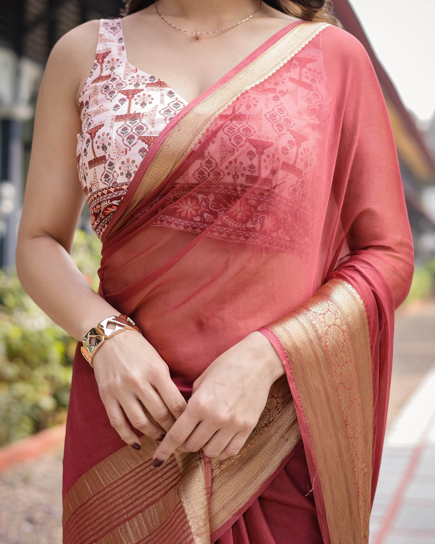 Elegant Maroon Plain Chiffon Saree with Gold Zari Border, Designer Printed Blouse & Tassel Detailing - SEEANS