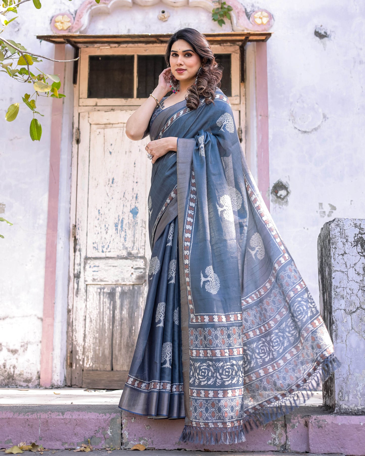 Multicolour Linen Saree with Traditional Patterns | Lightweight and Elegant - SEEANS