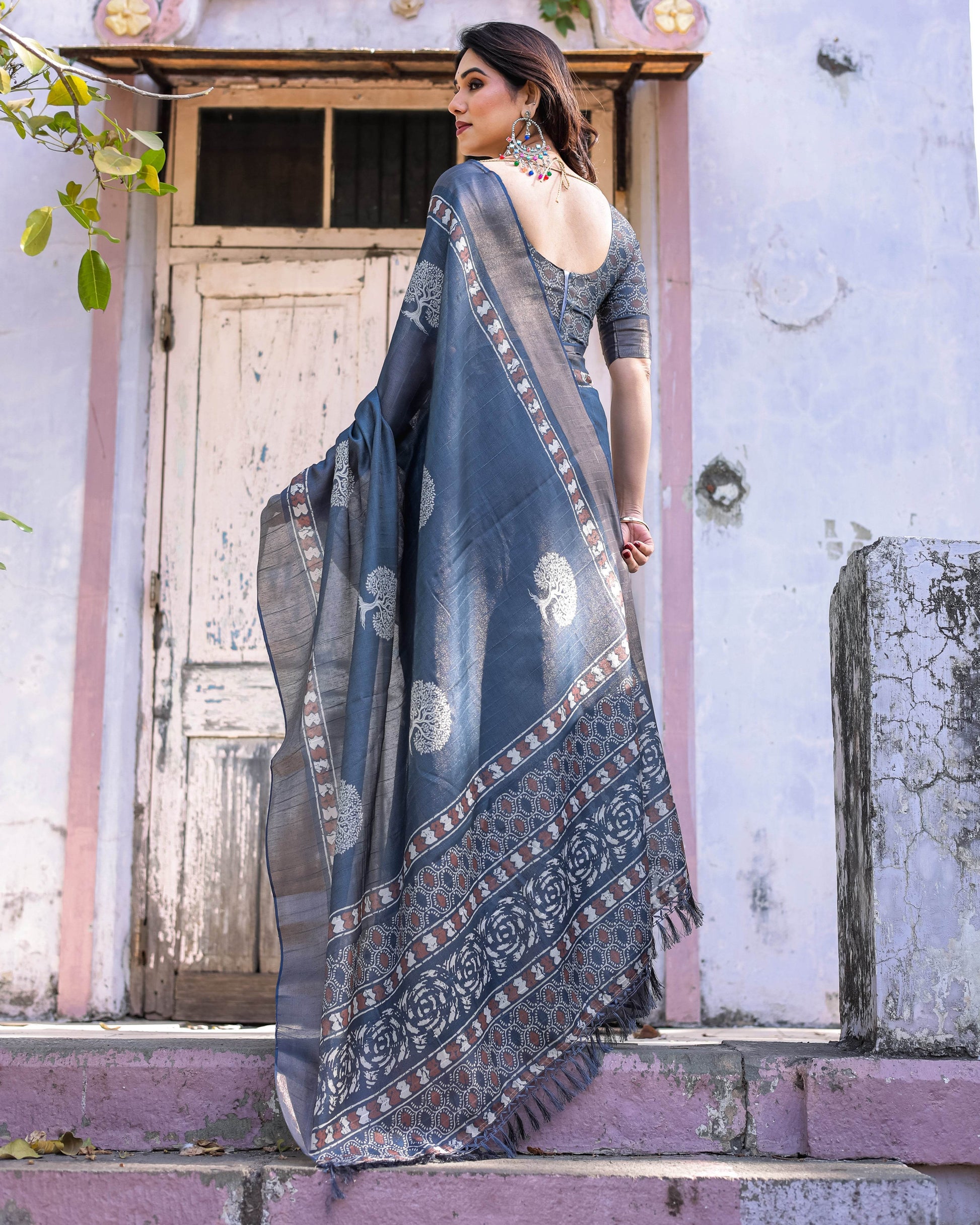 Multicolour Linen Saree with Traditional Patterns | Lightweight and Elegant - SEEANS