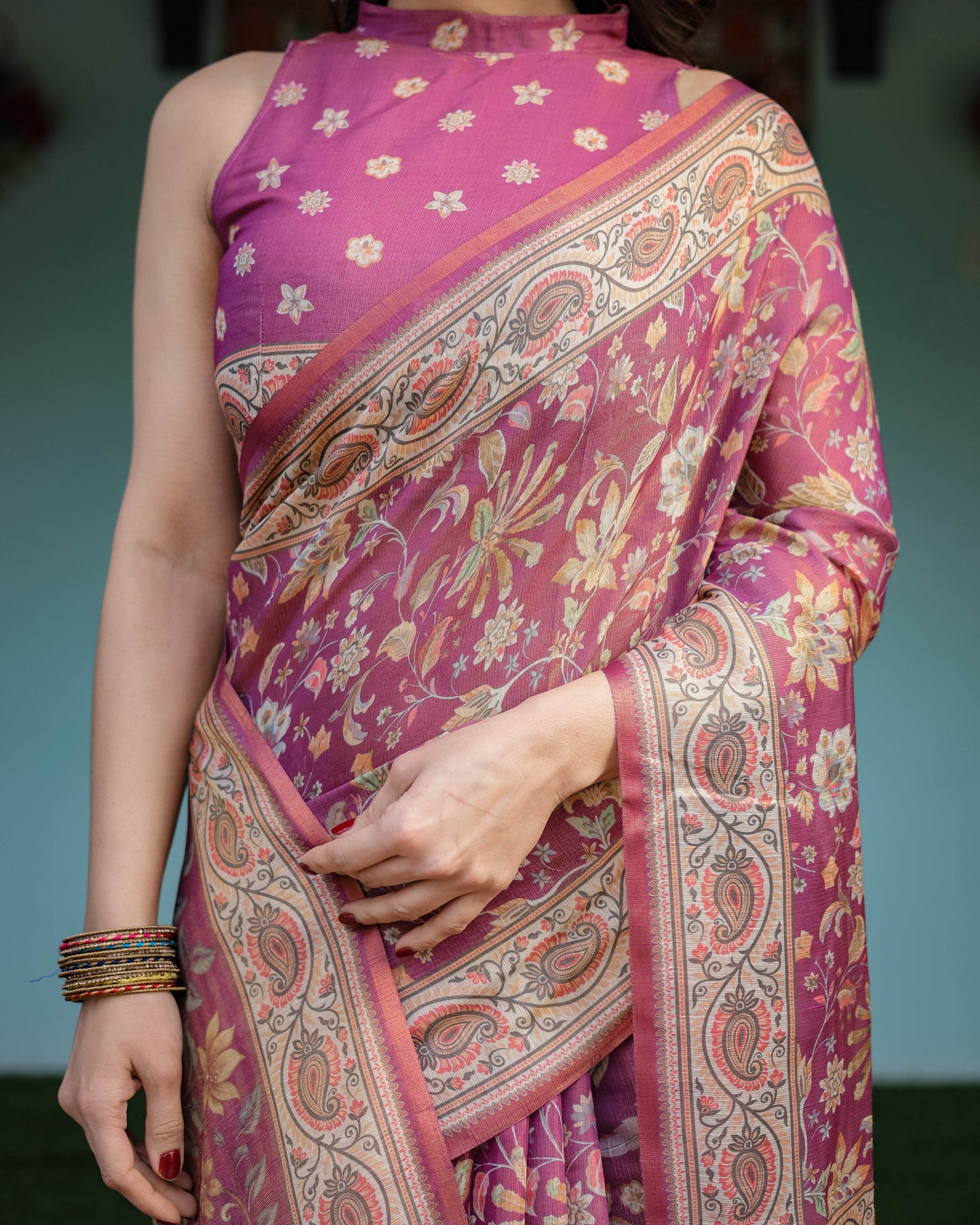 Magenta Handloom Cotton-Linen Saree with Gold Floral Motifs and Peacock Pallu - SEEANS