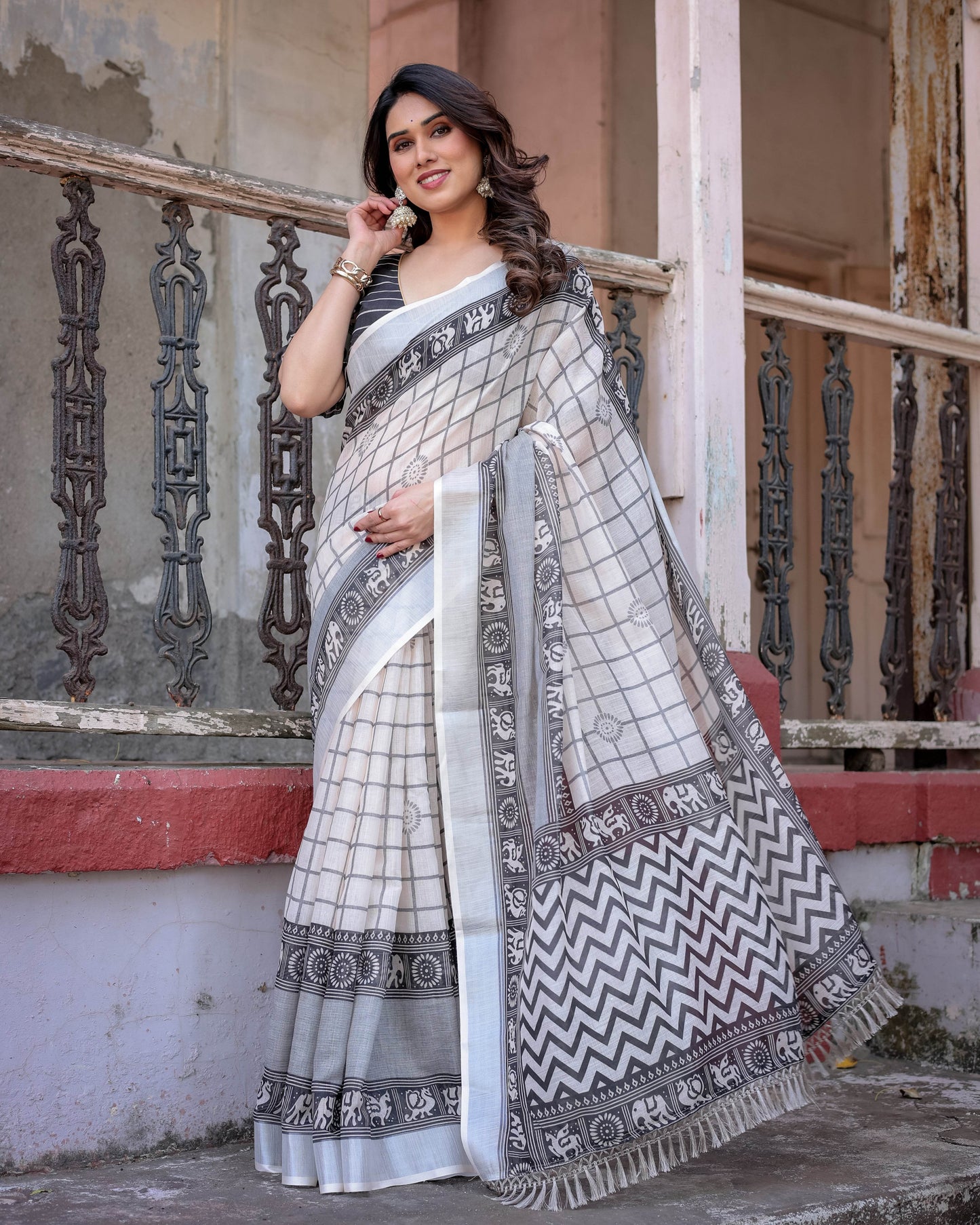 Multicolour Linen Saree with Traditional Patterns | Lightweight and Elegant - SEEANS