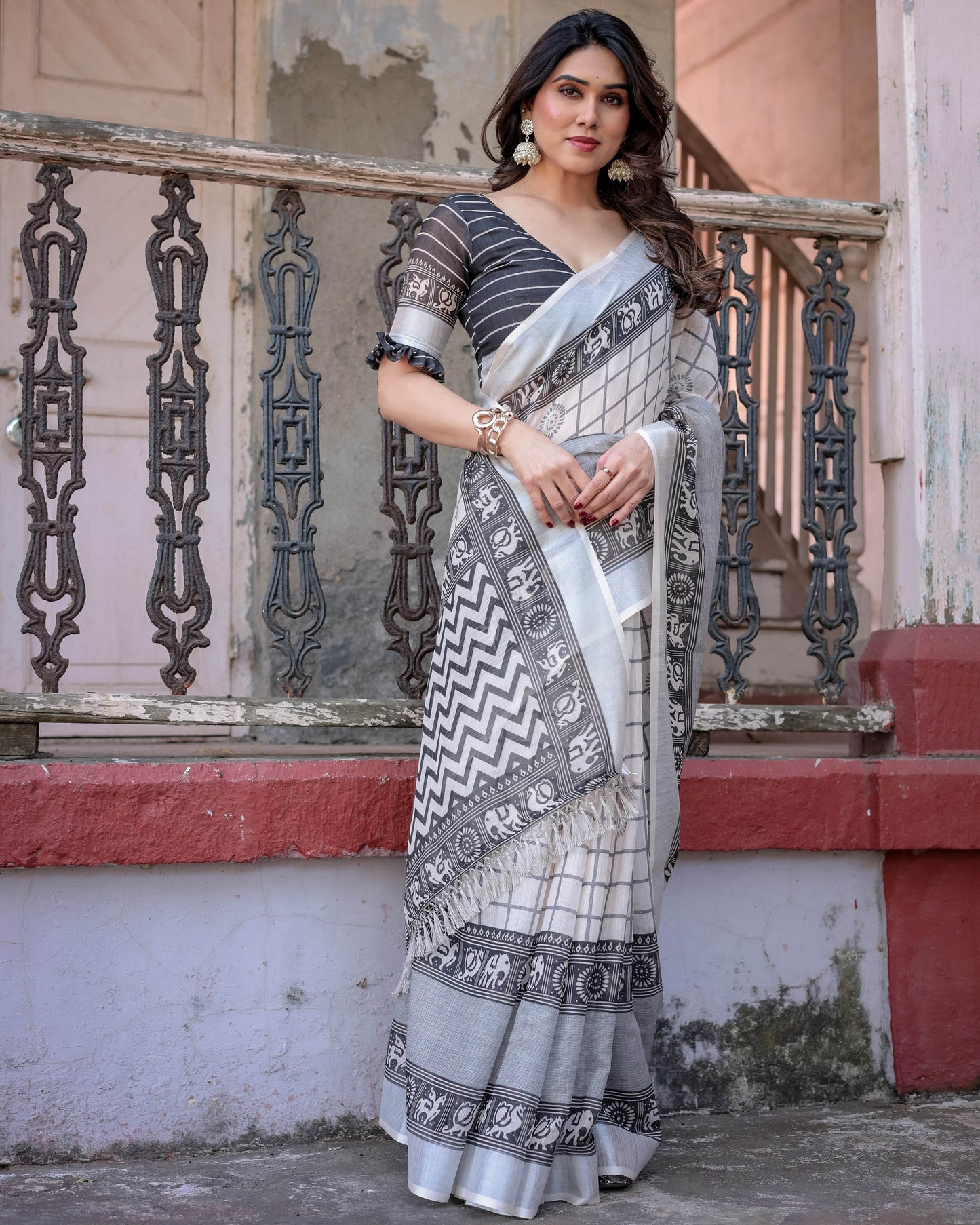 Multicolour Linen Saree with Traditional Patterns | Lightweight and Elegant - SEEANS