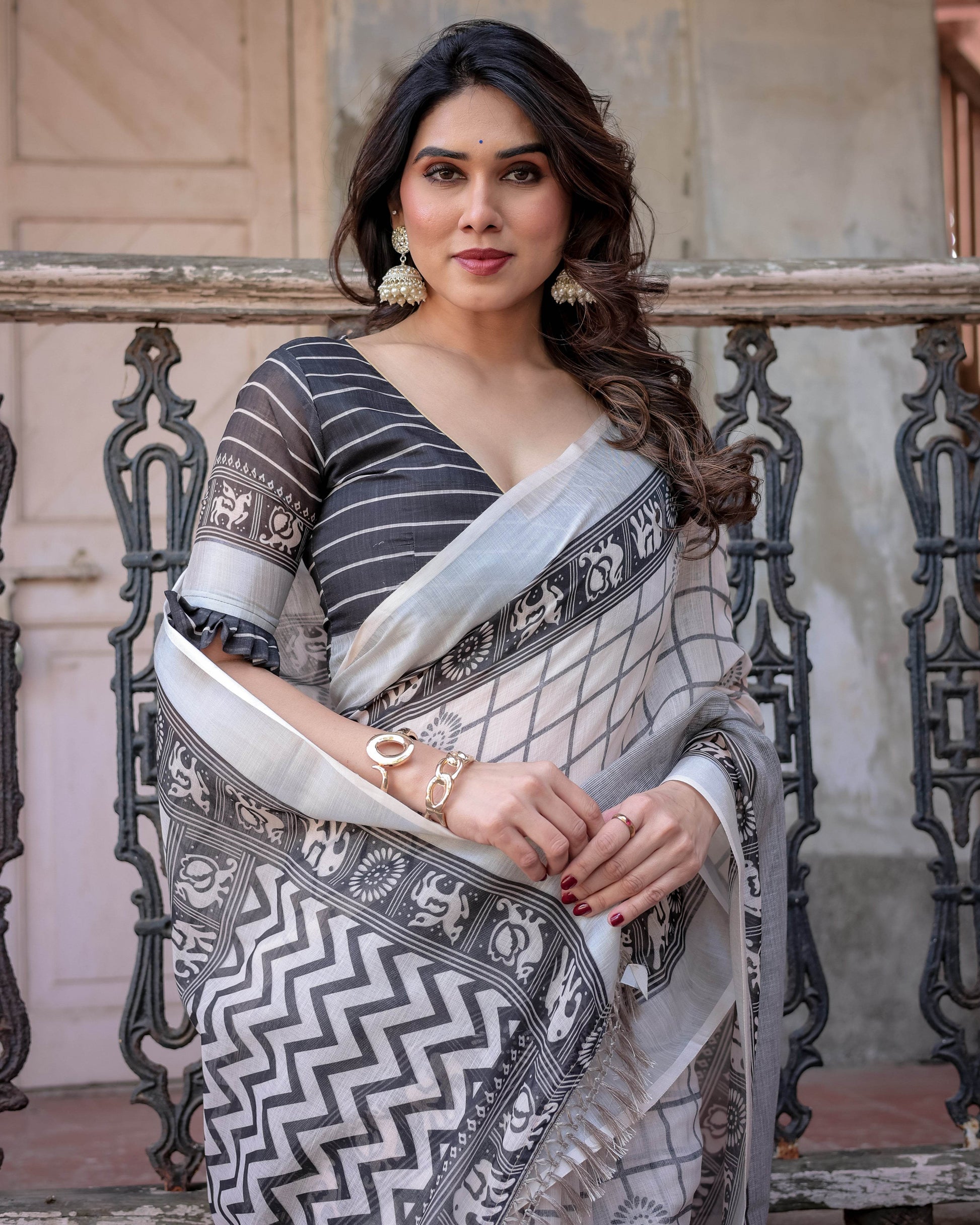 Multicolour Linen Saree with Traditional Patterns | Lightweight and Elegant - SEEANS