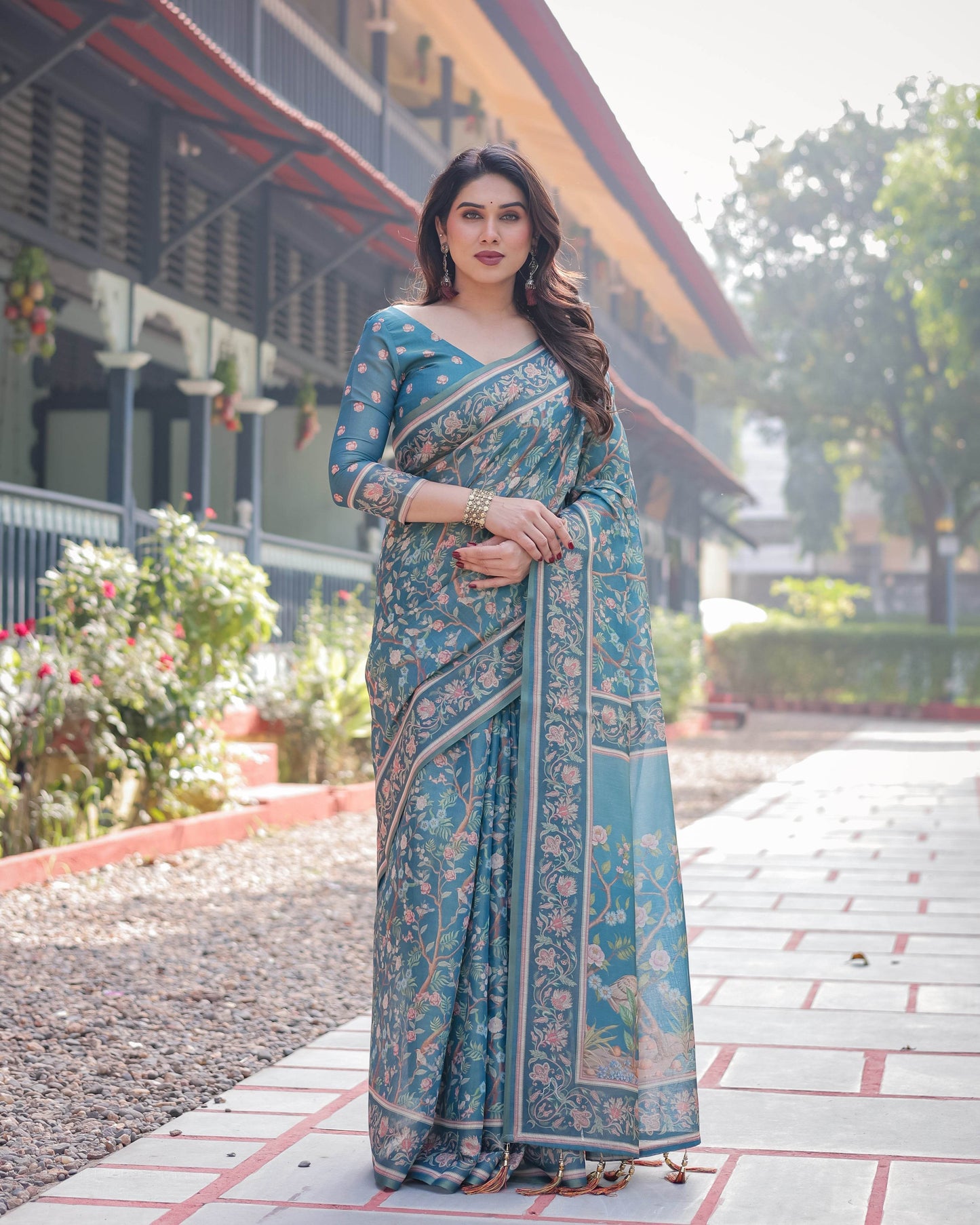 Elegant Aqua Blue Handloom Cotton-Linen Saree with Golden Zari Weave and Tassel Finish - SEEANS