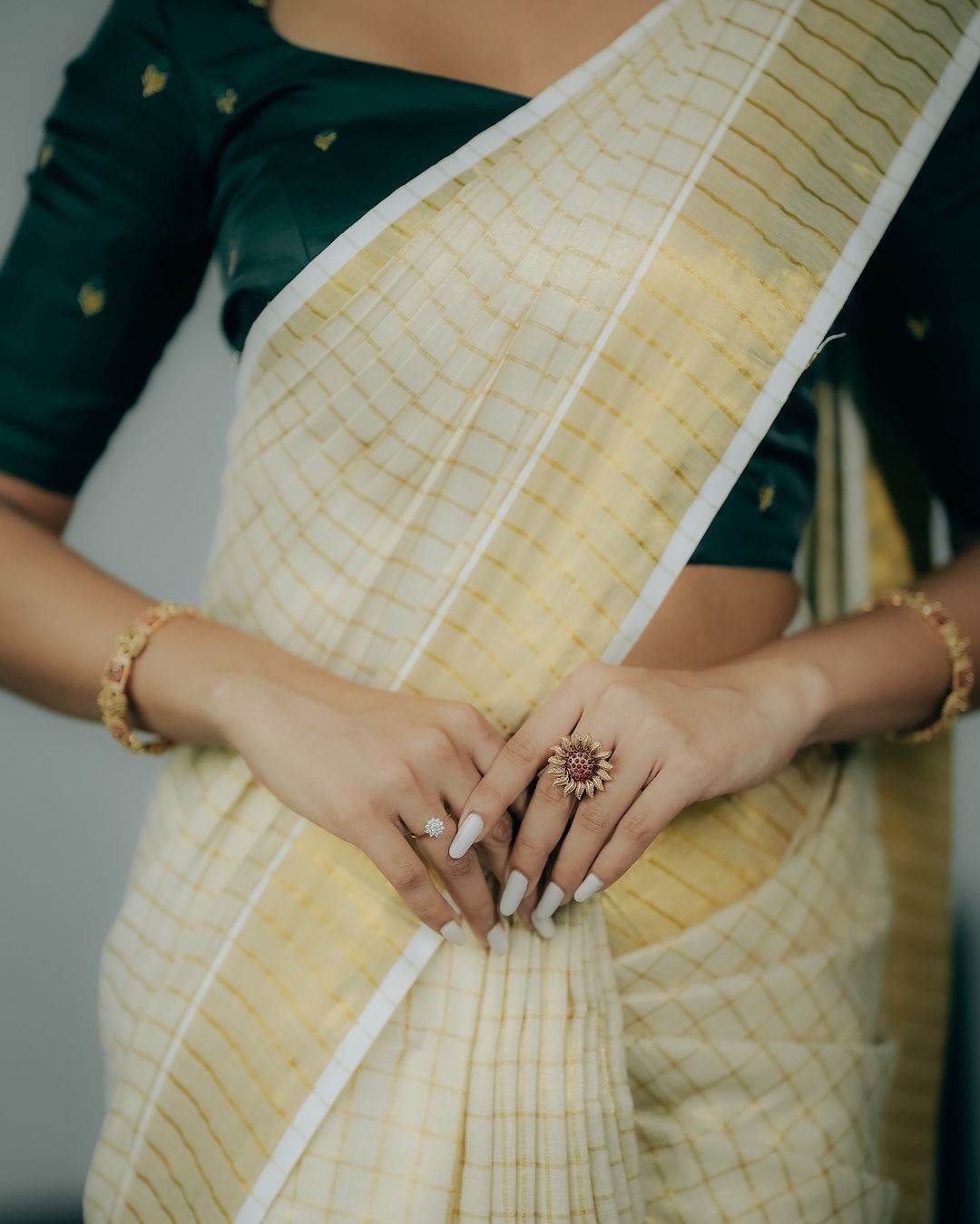 SEEANS Soft Silk Symphony Saree with Gold Weaving Checks - SEEANS