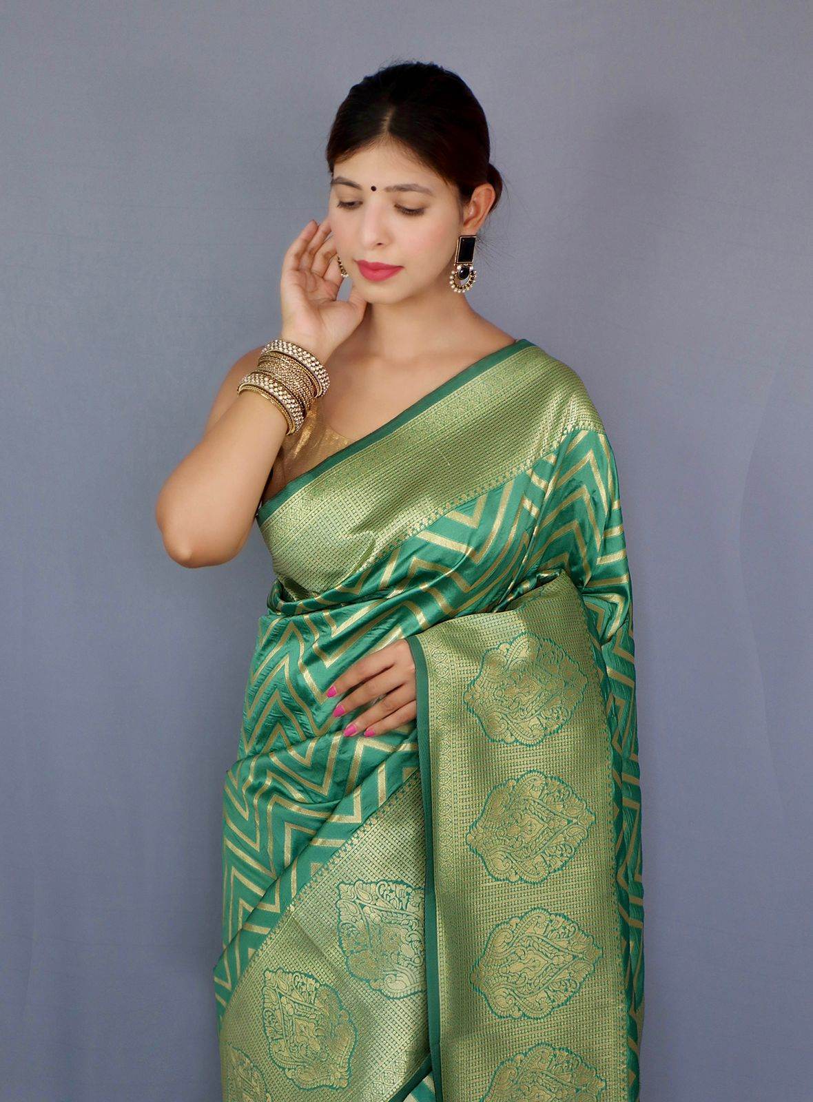 Pure Banarasi Silk Saree with Zari Weaving – Elegant & Royal - SEEANS