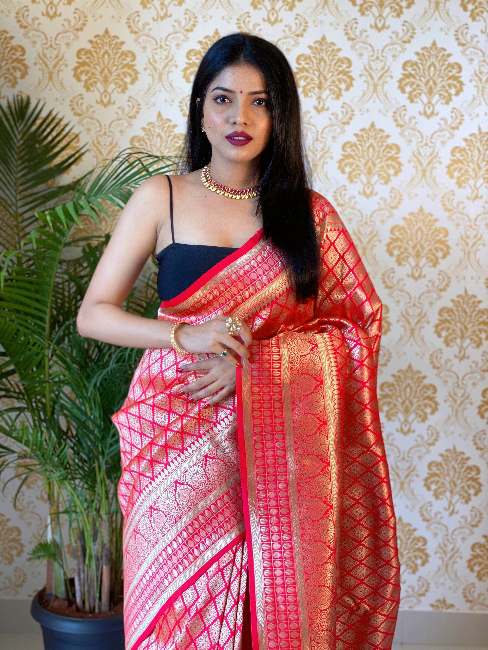 Pure Banarasi Silk Saree with Zari Weaving – Vintage Royal Elegance - SEEANS