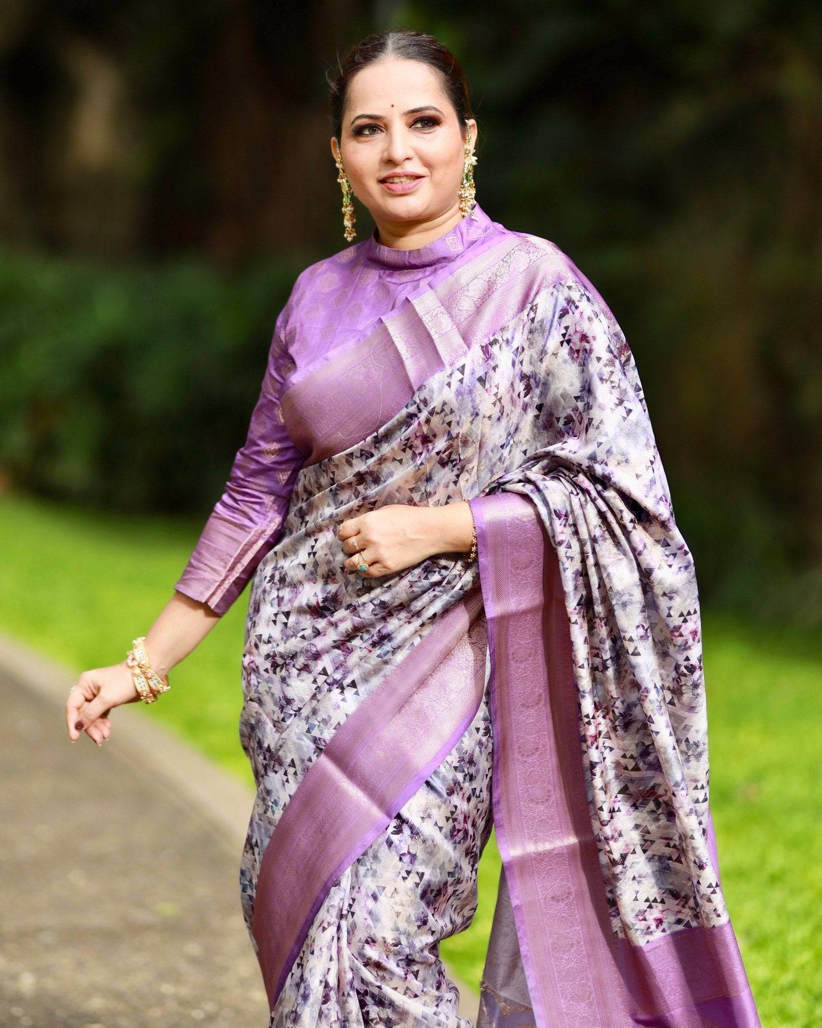 Lavender Banarasi Silk Saree with Delicate Floral Prints and Lustrous Zari Borders - SEEANS