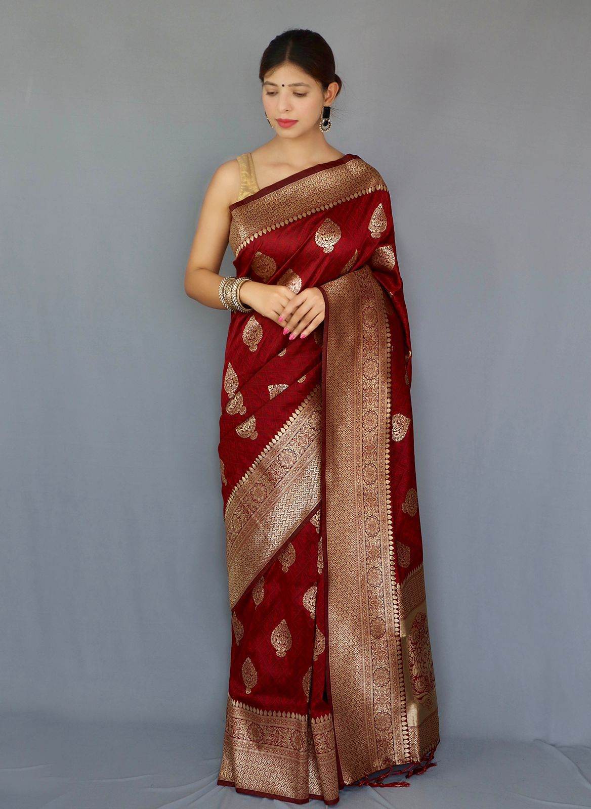 Pure Banarasi Silk Saree with Zari Weaving – Traditional Indian Saree - SEEANS