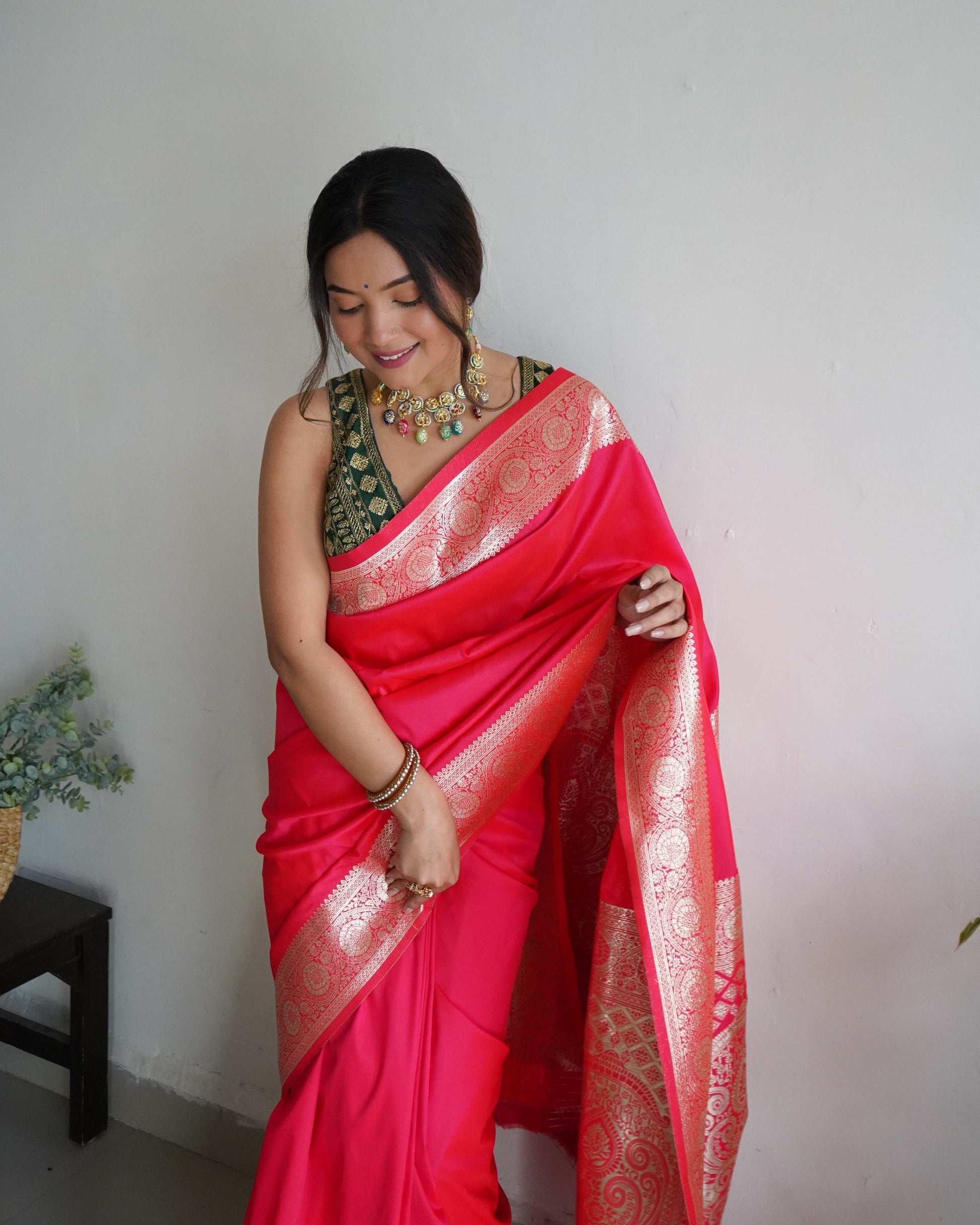 Pure Banarasi Silk Saree with Zari Weaving – Elegant Traditional Wear - SEEANS