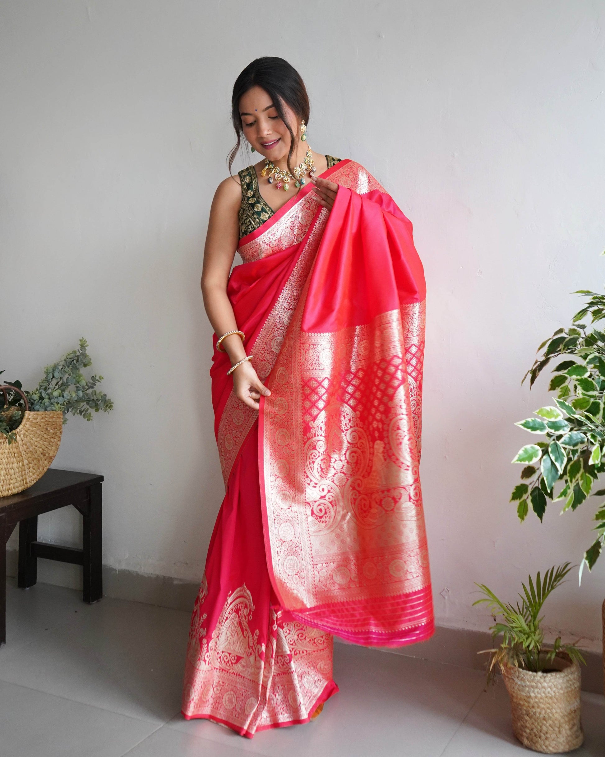 Pure Banarasi Silk Saree with Zari Weaving – Elegant Traditional Wear - SEEANS