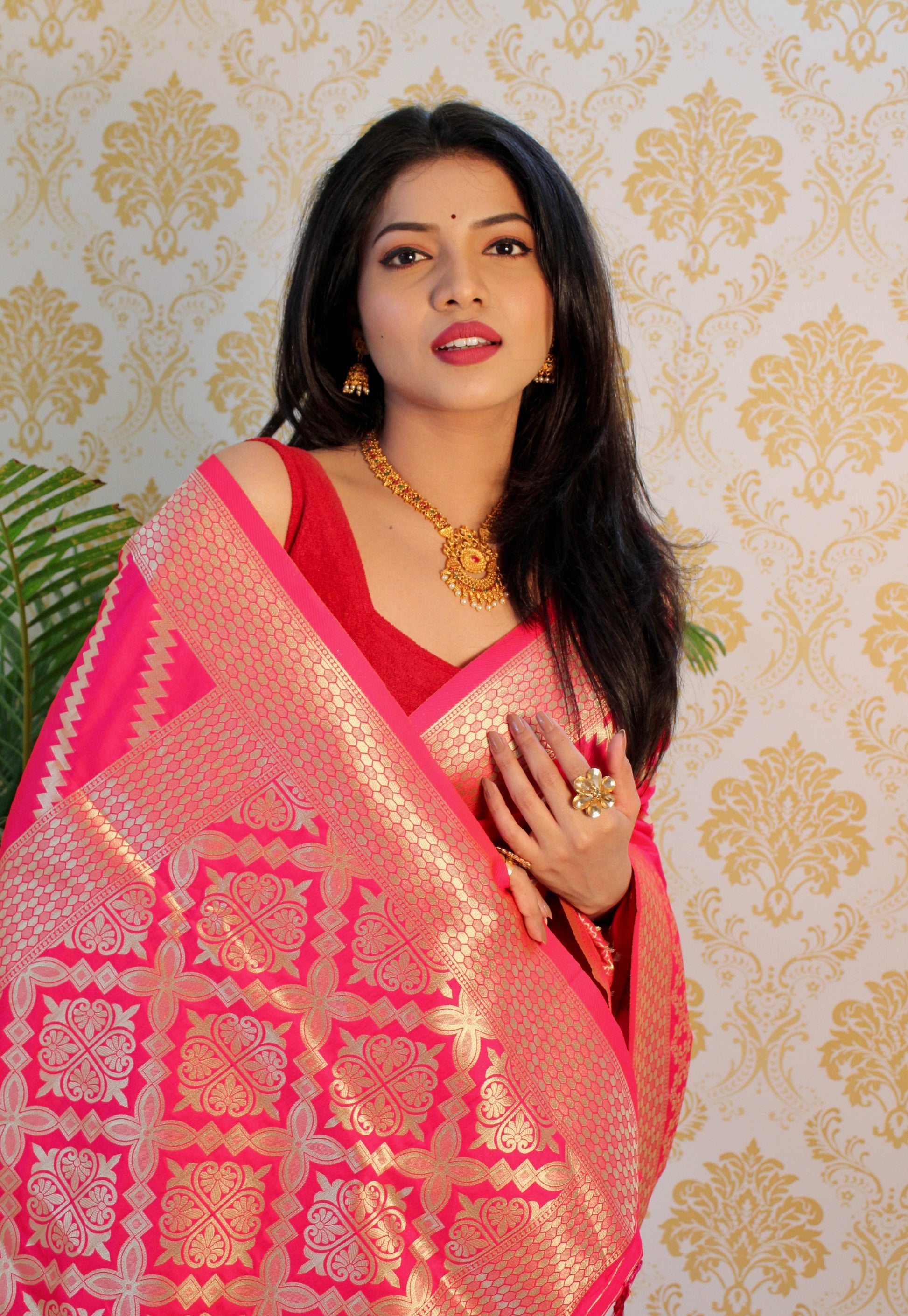 Pure Banarasi Silk Saree with Zari Weaving – Elegant Royal Design - SEEANS