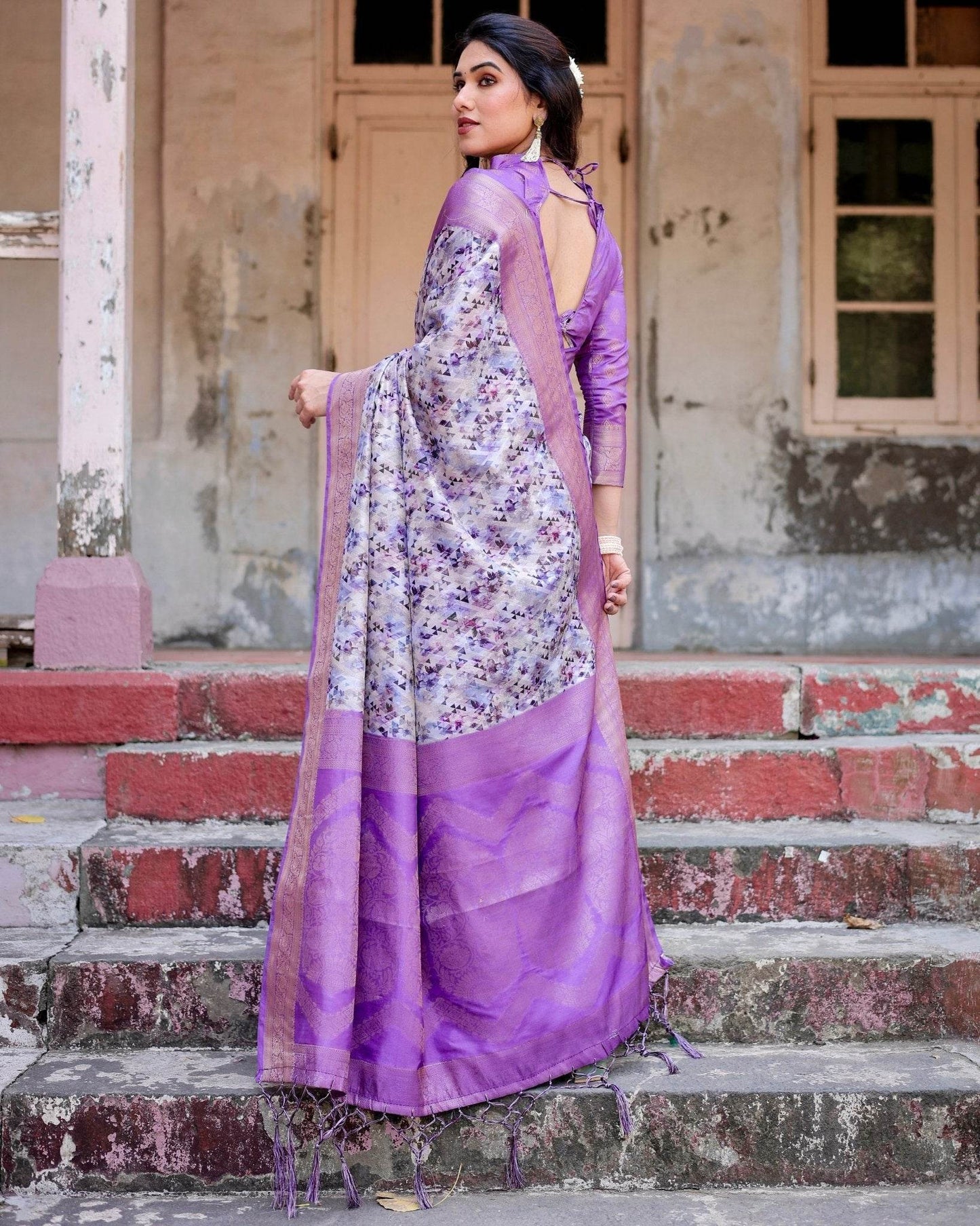 Lavender and White Geometric Floral Digital Print Banarasi Silk Saree with Zari Weave and Tassel-Embellished Pallu - SEEANS