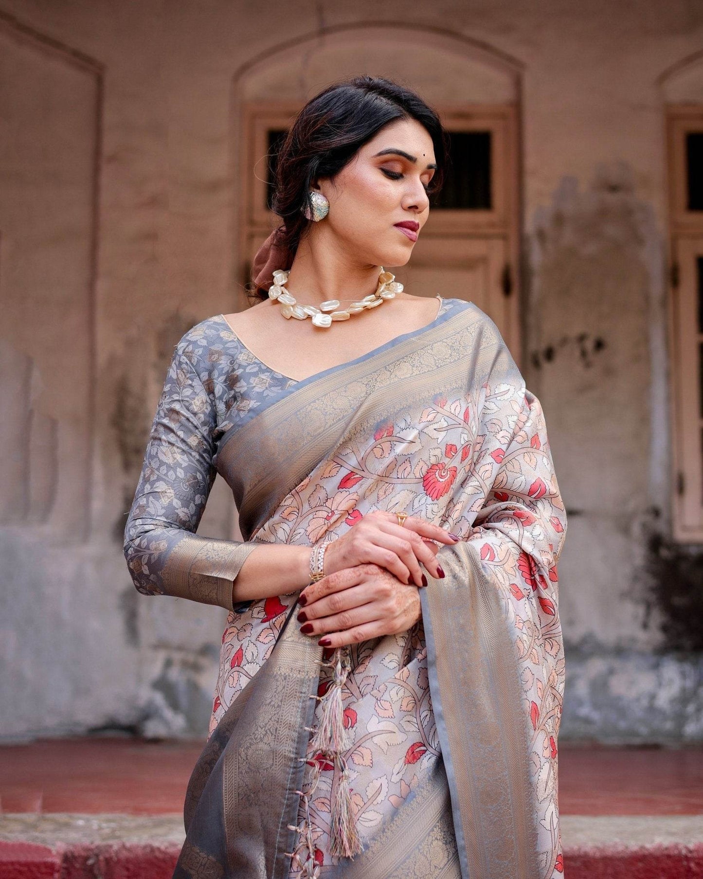 Elegant Grey Banarasi Silk Saree with Intricate Floral Design and Zari Weave - SEEANS