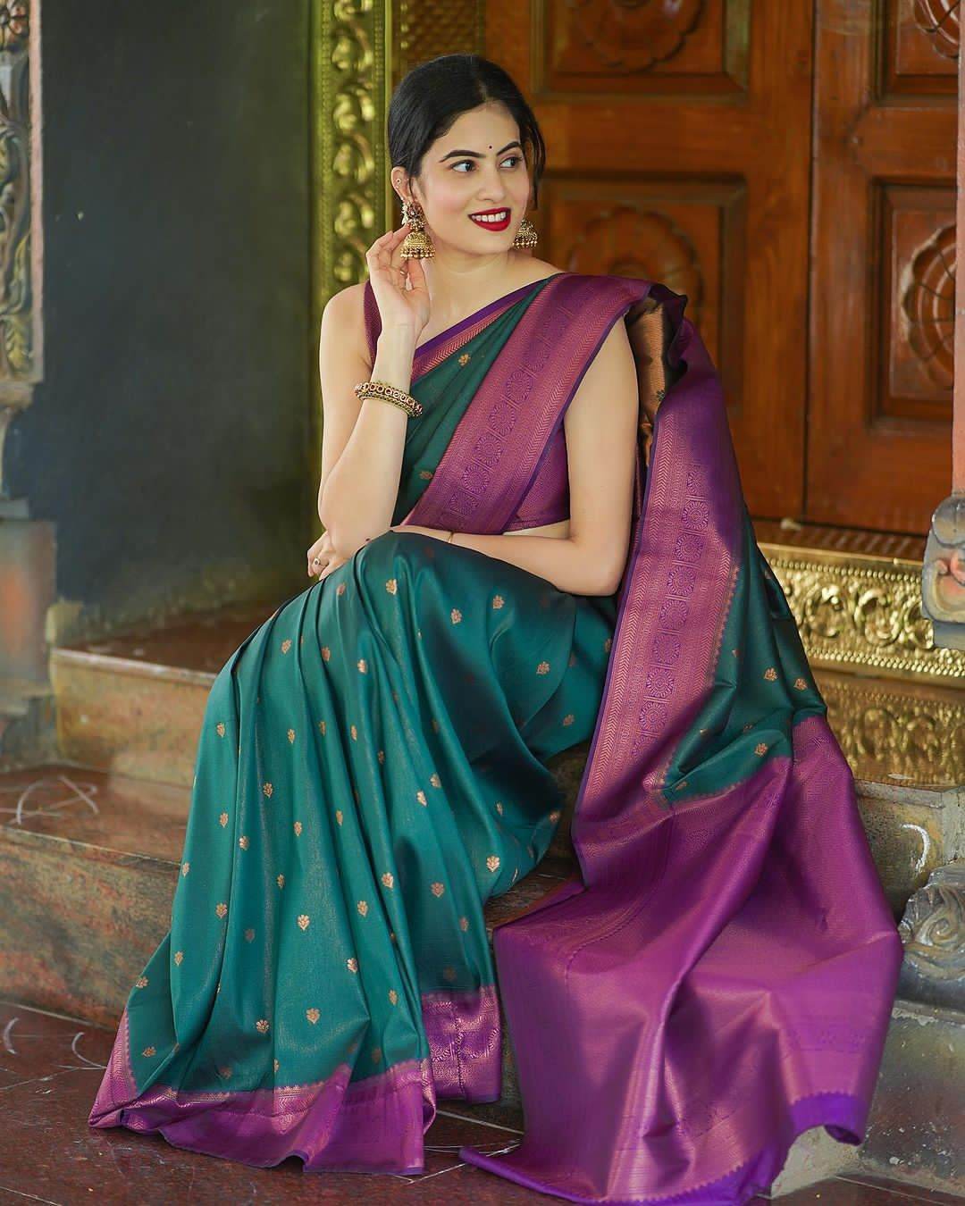 Kanjivaram Soft Lichi Silk Saree with Rich Border – Elegant Weaving Design - SEEANS