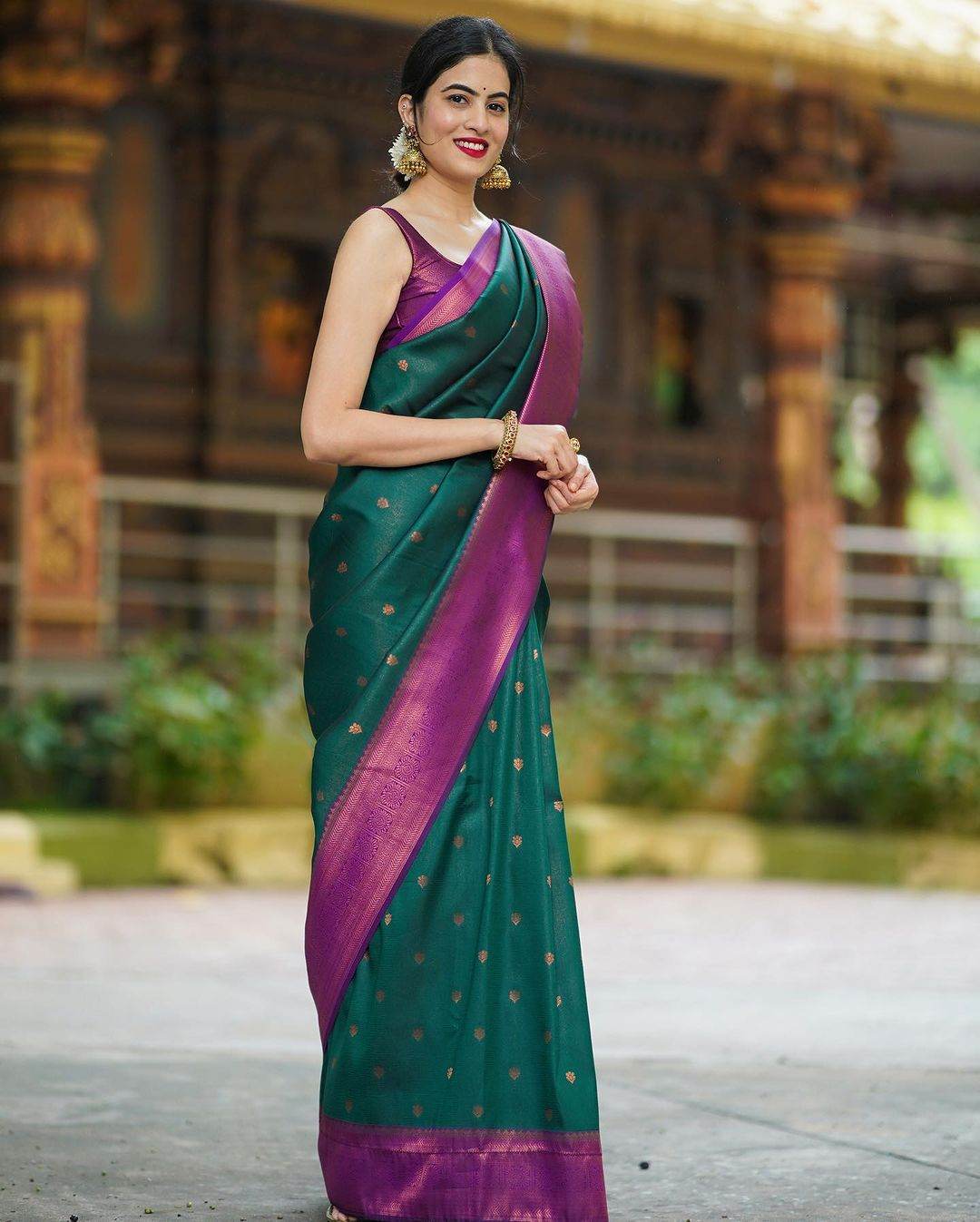 Kanjivaram Soft Lichi Silk Saree with Rich Border – Elegant Weaving Design - SEEANS