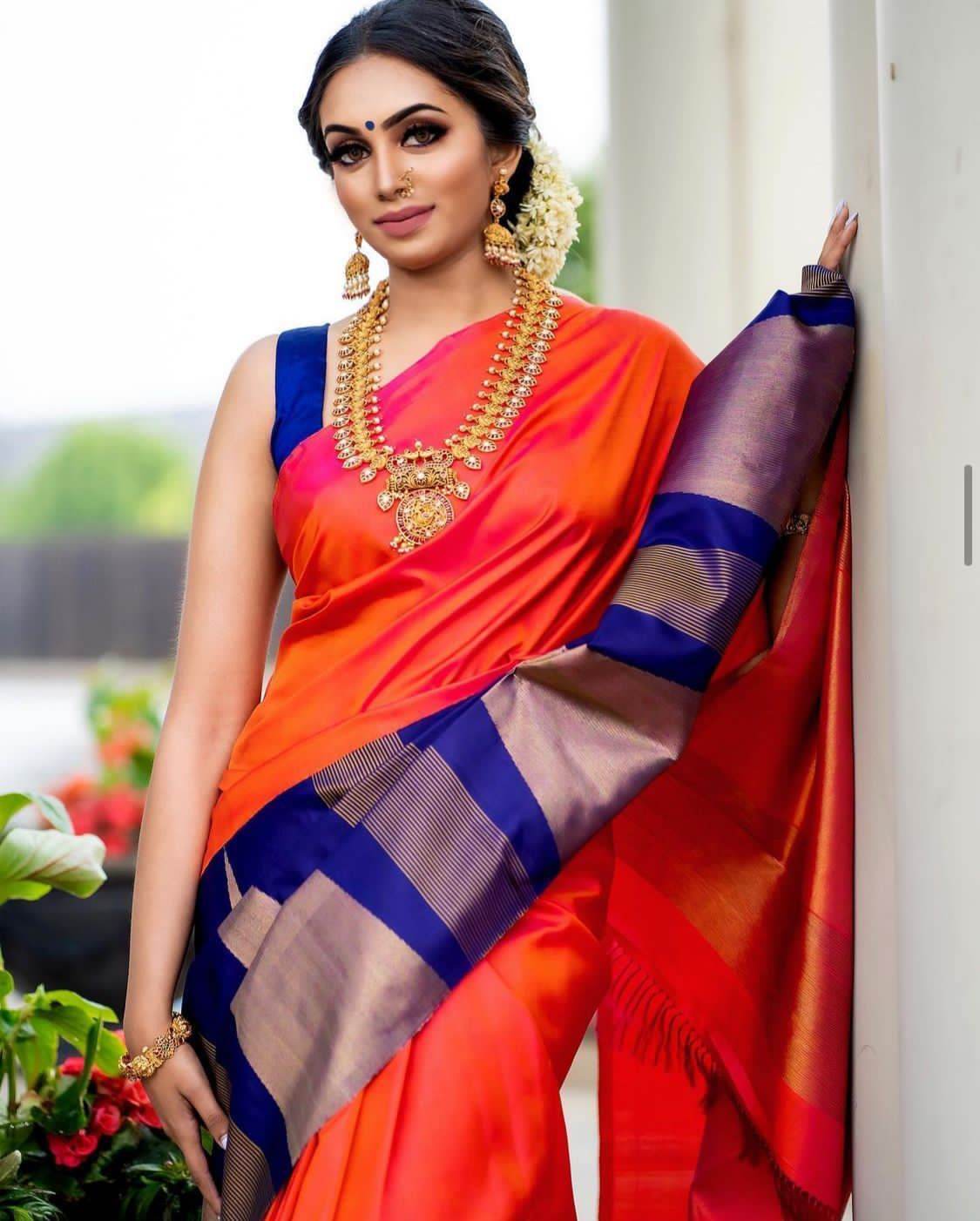 KANJIVARAM Soft Lichi Silk Saree with Vintage Design & Rich Border - SEEANS