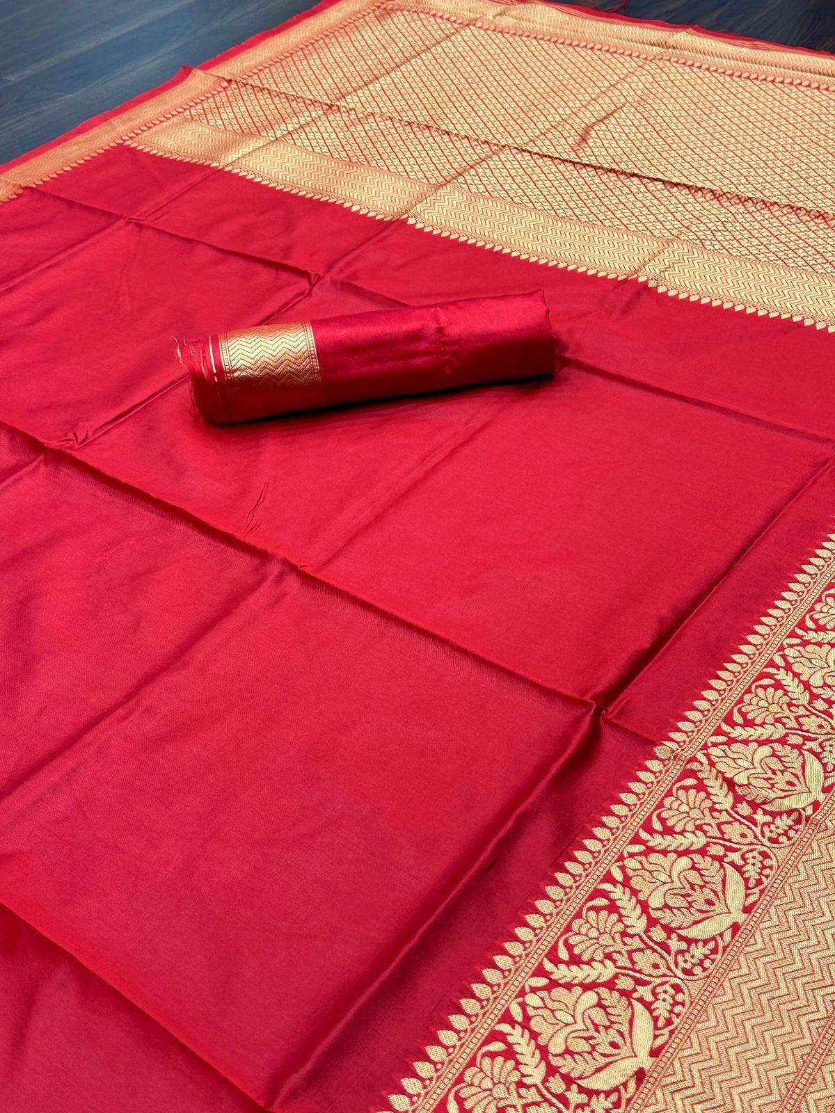 Kanjivaram Soft Litchi Silk Saree | Luxurious, Comfortable & Royal - SEEANS