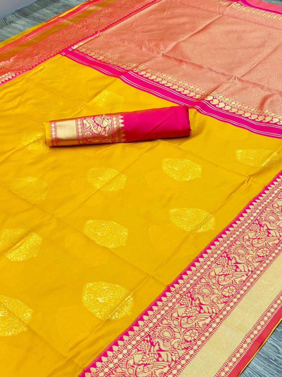 Kanjivaram Soft Lichi Silk Saree with Royal Weaving - Vintage Design - SEEANS