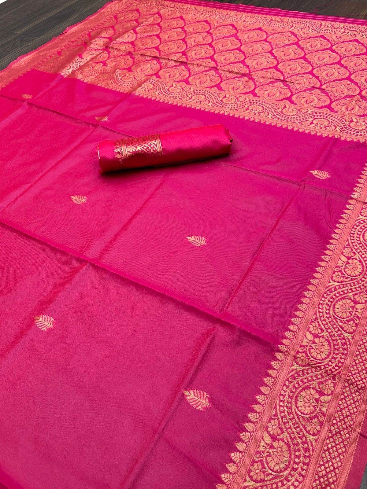 Kanjivaram Soft Litchi Silk Saree - Luxurious & Comfortable - SEEANS