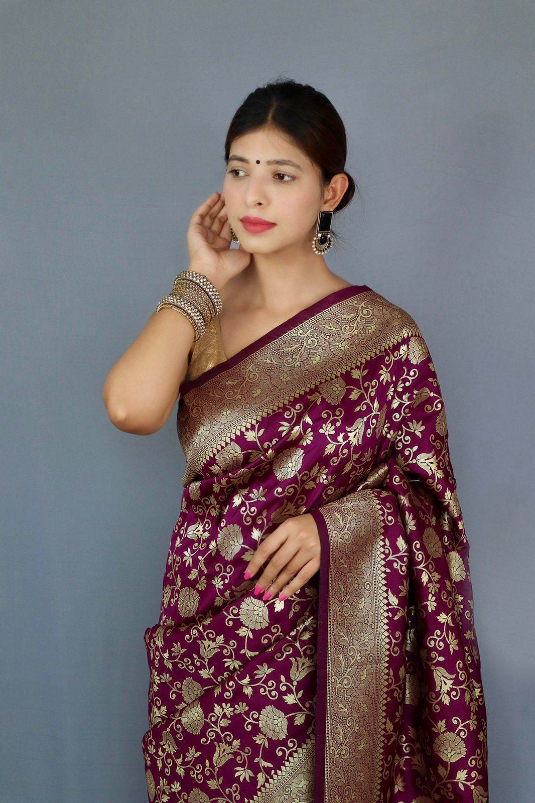 Pure Banarasi Silk Saree with Zari Weaving | Royal Traditional Elegance - SEEANS