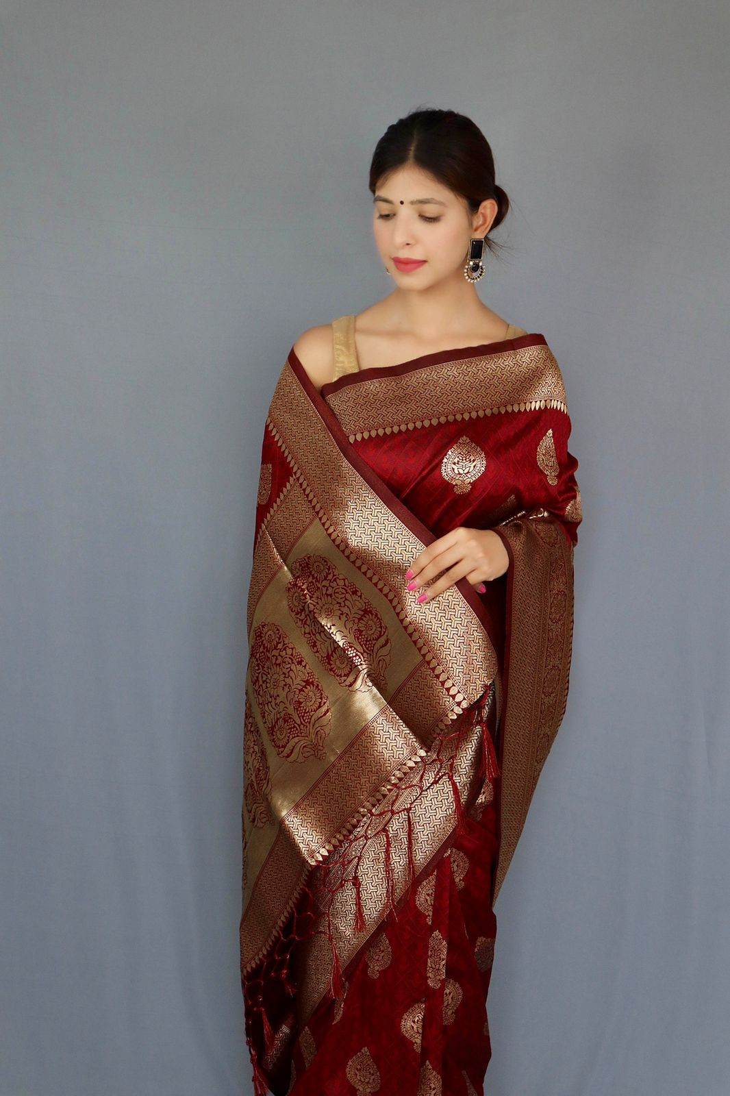 Pure Banarasi Silk Saree with Zari Weaving – Traditional Indian Saree - SEEANS