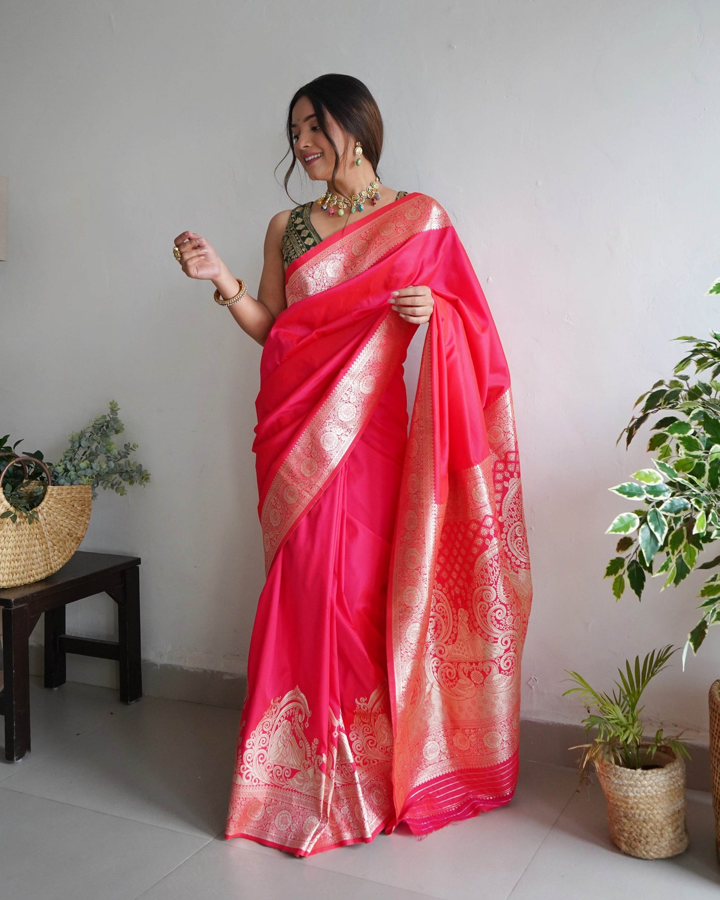 Pure Banarasi Silk Saree with Zari Weaving – Elegant Traditional Wear - SEEANS