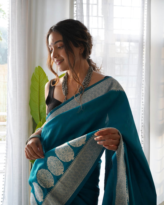 Pure Banarasi Silk Saree with Zari Weaving - Elegant Traditional Wear - SEEANS