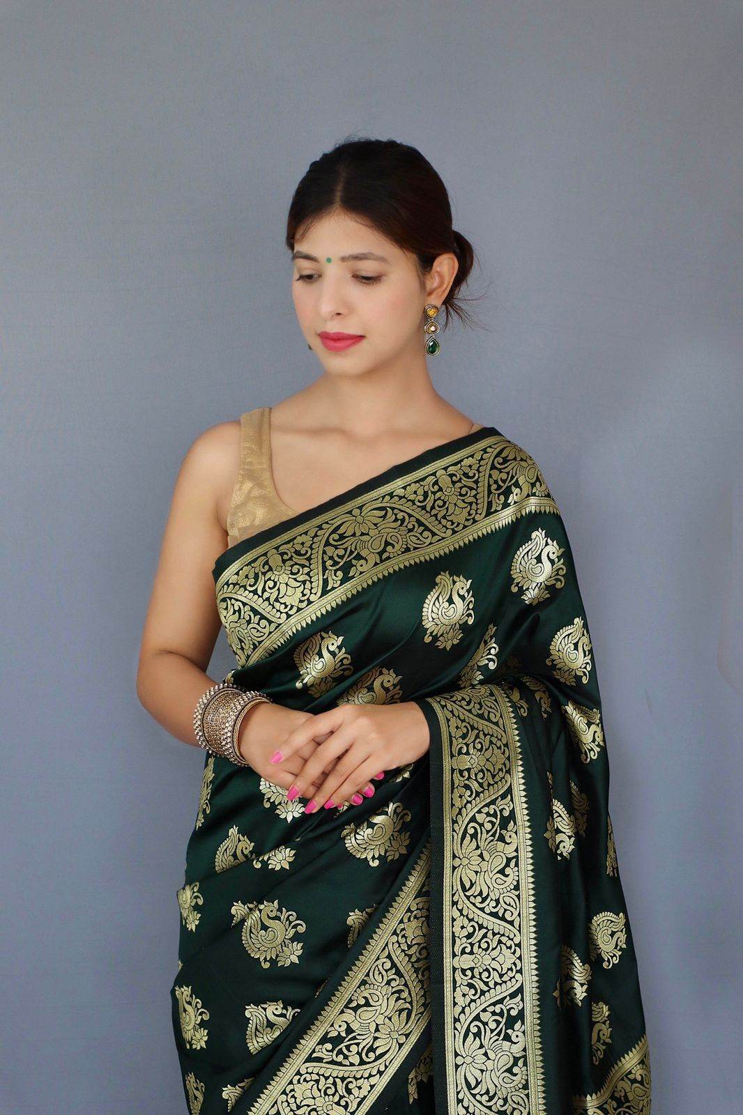 Pure Banarasi Silk Saree with Zari Weaving – Traditional Indian Saree - SEEANS